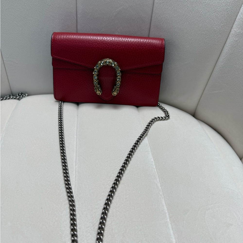 Gucci Red Clutch with Silver Chain - Picture 1 of 4